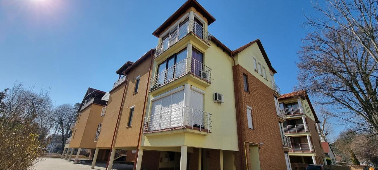 Apartman For 4 Siófok Zewnętrze zdjęcie